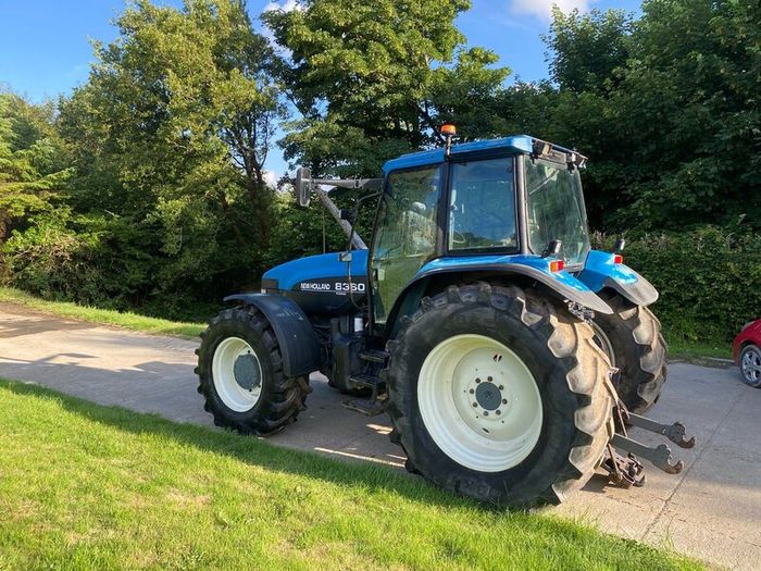New holland 8360