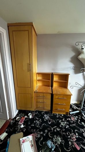 wardrobes , chest & full vanity