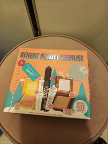 benefit kit worth 103 euro