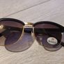 Sunglasses Image 3