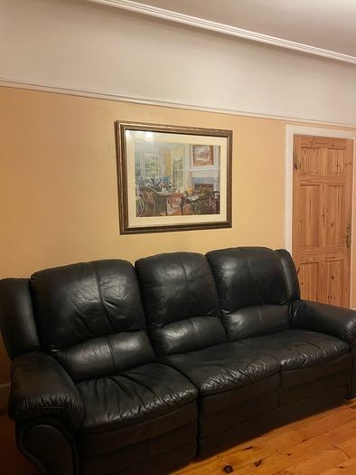 leather suite of furniture set (1 sofa, 2 armchairs)