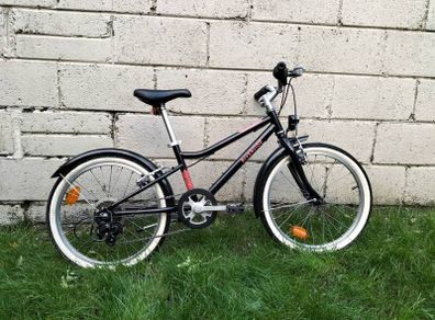 Decathlon B/Twin Riverside 500 Kids' 20" Hybrid Bike.