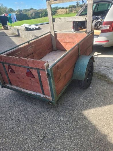 Trailer