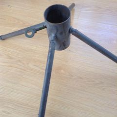 Christmas tree metal base holder