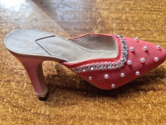 Vintage Shoe Brooch