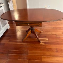 Mahogony Table