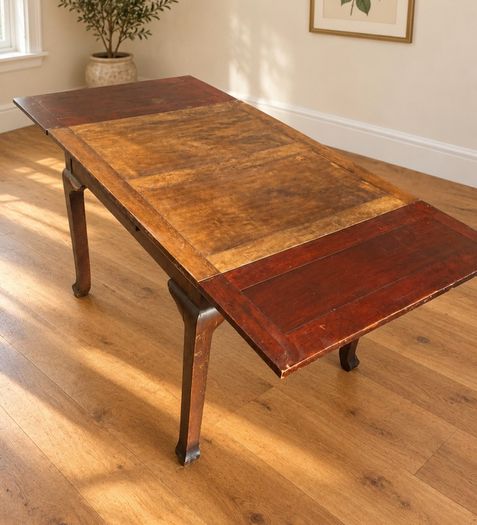 Antique table, mahogany, extendable
