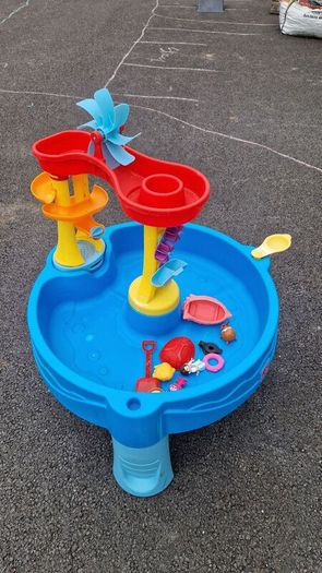 Kids Water Table