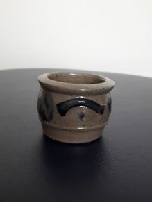 POT - Tiny - 4cm High - Vintage