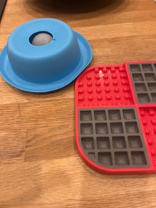 Free dog food stimulation toys