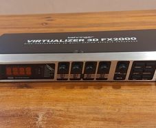 Behringer Multi Effects Unit