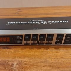 Behringer Multi Effects Unit