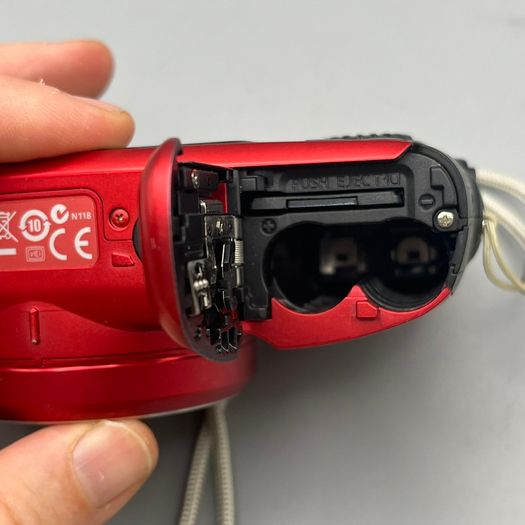 Canon PowerShot SX150 IS 14.1MP Digital Camera Red - Boxed