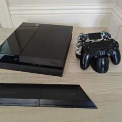 PlayStation 4 with 2 DualShock Controllers