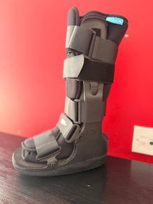 Walking boot