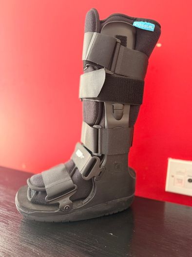Walking boot