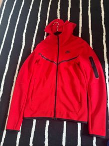 nike tech