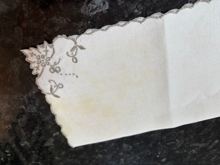 Vintage Set of 6 Embroidered Napkins