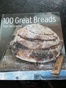 100 Great Breads By Paul Hollywood
