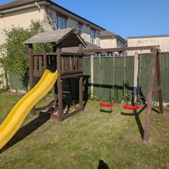 Garden play tower - slide / double swing / sandpit