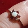ladies 9ct gold ring Image 7