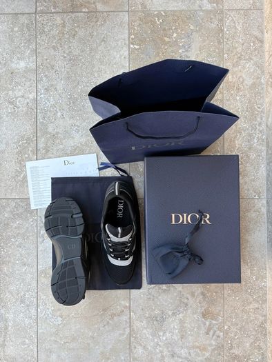 Brand New Dior B22