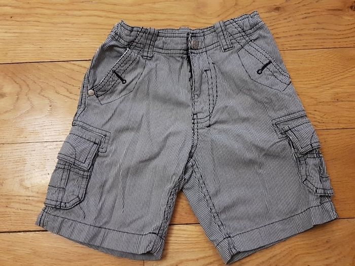 Age 4 NEXT Navy Stripe Cargo Shorts