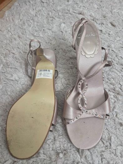Ladies shoes