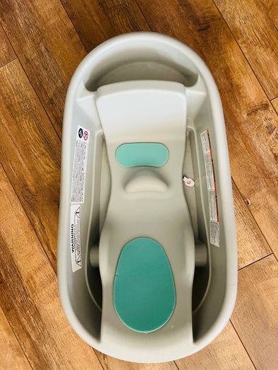 baby bath with water thermometer