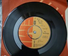 The Swarbriggs Here We Are Again Its Nice To Be In Love Again 7 inch Single