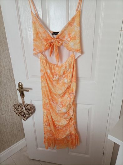 New Pretty little thing midi dresse size 16