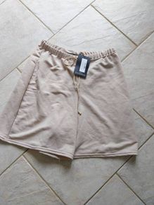 Bnwt size 16 plt