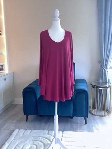 Ladies Long Sleeved Raspberry Pink Top from Basic Mat. Size UK 20-22 / EU 48-50