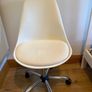 desk chair Image 2