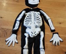 Skeleton CostumeAge 3-4