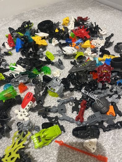 Lego Bionicles/Hero factory parts