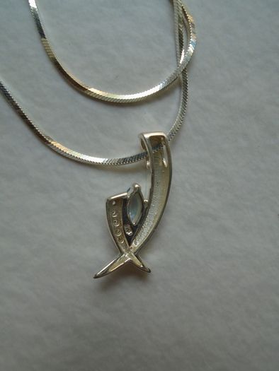 Sterling silver pendant and chain,Silver jewellery,Preloved  jewellery,Necklace