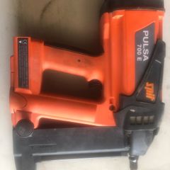 Spit 700e Nail Gun