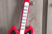 Kid 's guitar barely used