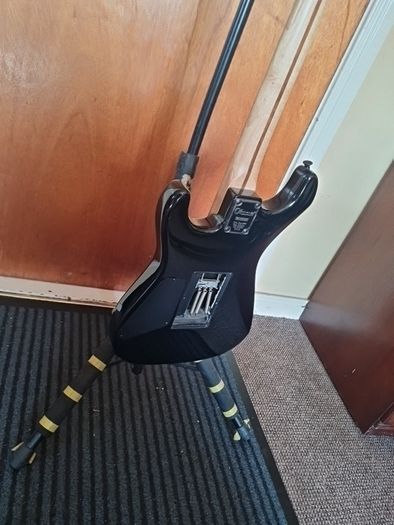 Charvel San Dimas HH mim