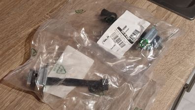 Toyota Corolla, Auris rear door check strap/door stop. NEW!
