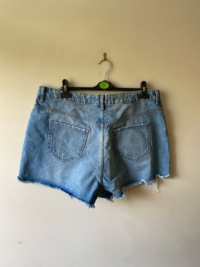 Denim shorts (size 20)