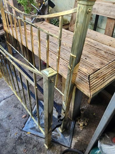Vicrorian solid brass five foot bed. professionally polished.