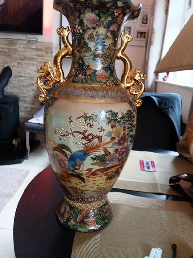 oriental vase