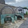 Outdoor dining pods Image 2