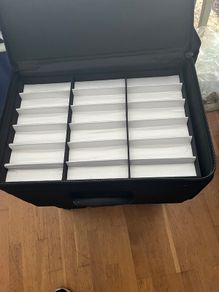 Carry cases for jewellery or sunglasses