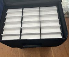Carry cases for jewellery or sunglasses