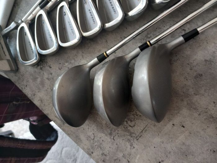 Masters Lady's golf clubs and bag.