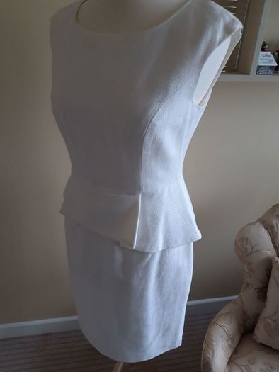 Episode Cream Peblum Dress New 10