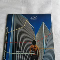 Yes going for the one Uk 1977 LP  original Prog king crimson